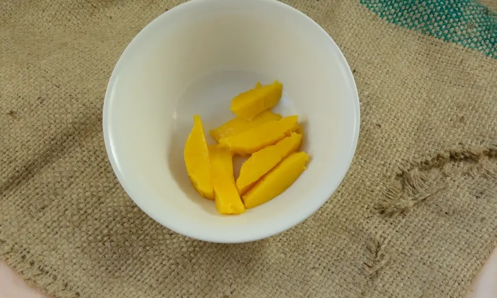 Right amount of mangoes to serve for guinea pigs
